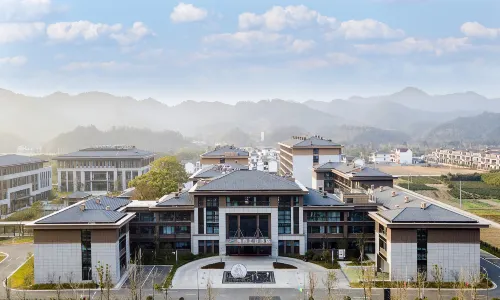 開化兩有主題飯店
