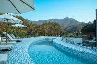 At The Moment Resort By Jingdezhen - Infinity Pools