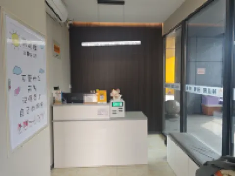 Taiyuan Sunshine Movie Homestay (Xiayuan Subway Station Park Times City)