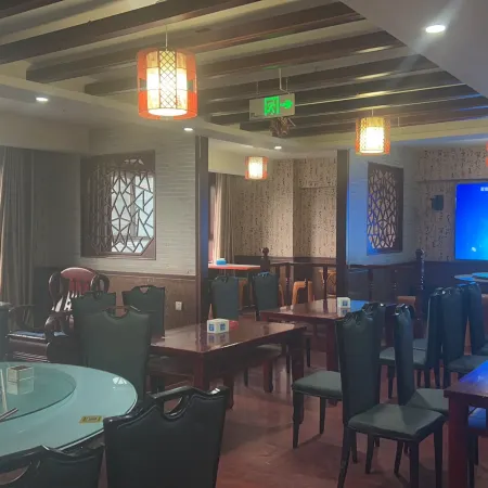 Aksu Hua'an Business Hotel
