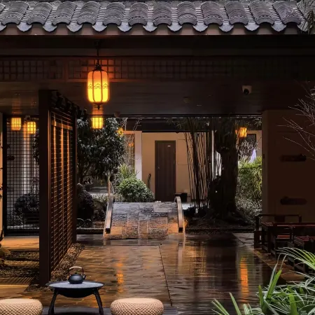 Yiqianlingyiye Courtyard-Style Hotel (Shaoxing Shusheng Guli Cangqiao Old Street)