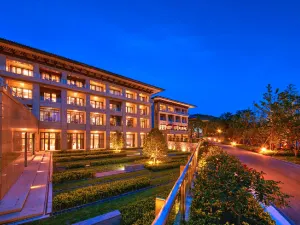 Ningbo Qianhu Hotel