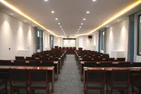 Huangguan Hotel Hotels in Menglian