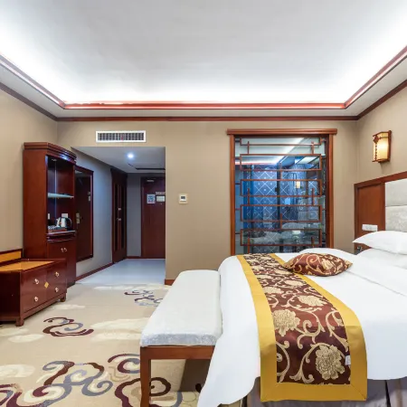 Pingguo International Hotel