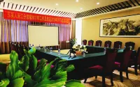 HOI YAT HOTEL Hotels in Zhenjiang