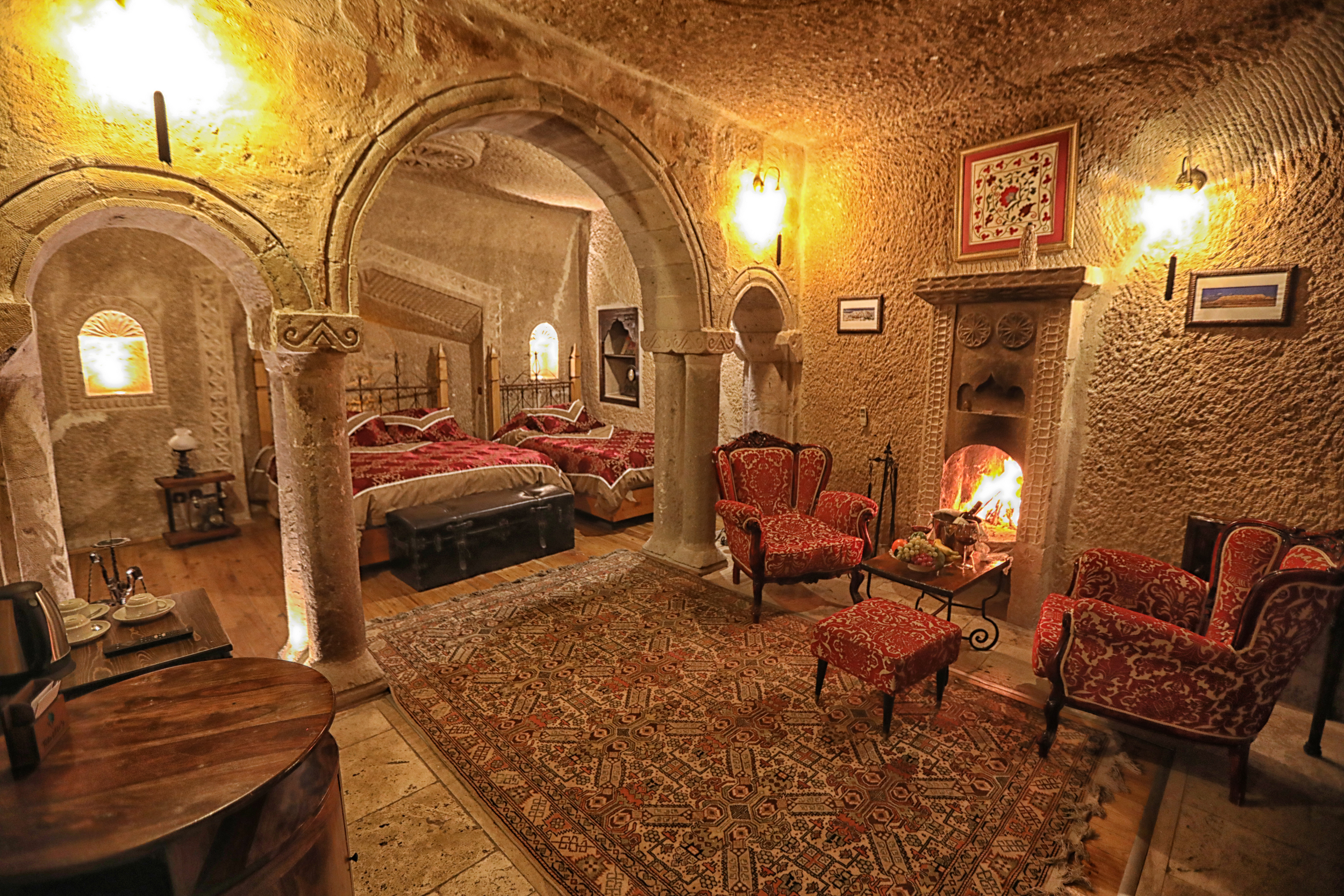 Traveller＇s Cave Hotel