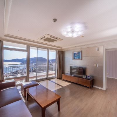 40 Green Room The Ocean Resort Promo Code
