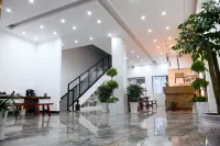 Luding Dingguan Hotel Hotel a Mouding