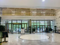 Grand Hotel Baicheng Hotels in Baicheng