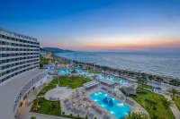 Akti Imperial Deluxe Resort & Spa Dolce by Wyndham Hôtels à proximité de l'Aéroport de Rhodes