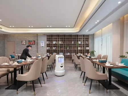 Country Inn & Suites by Radisson, Jiujiang Xiushui Coach Terminal