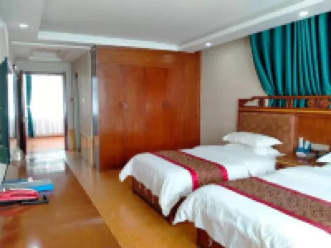 Yushu Pucuo Daji Hotel