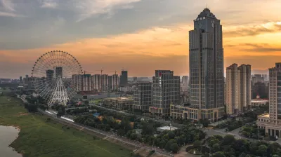 Nanchang Jialai Teyi International Hotel (Vientiane City Ferris Wheel)