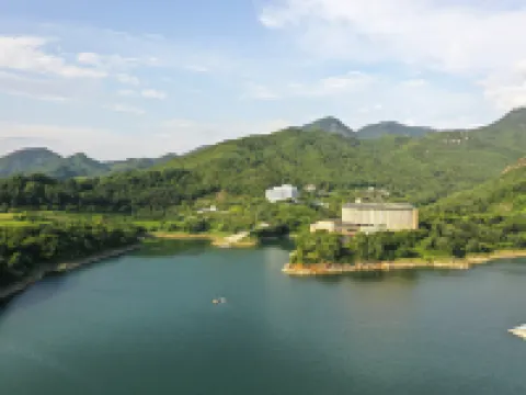 Cheongpung Resort Lake Hotel Hotels in Jecheon-si