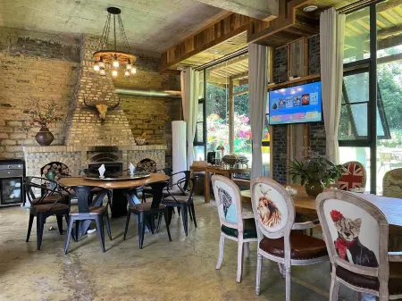 Pu'an Tianju Bountique Guesthouse Отели рядом с достопримечательностью «Shixiang Lake»