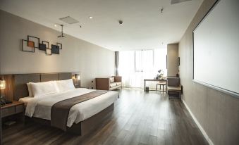Homeinn Plus Hotel (Fushun North Railway Station Shuncheng Wanda Plaza)