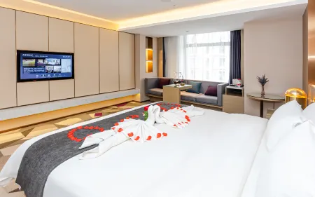 Lavande Hotel (Shenzhen Dongmen Shuibei Cuizhu Subway Station)