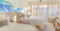 Portola Hotel & Spa - balcony