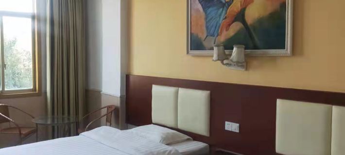 Linwu Dongta Hotel Hotele w: Powiat Linwu