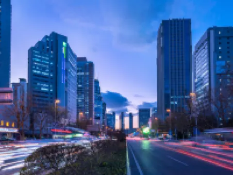 ฮอลิเดย์ อินน์ เอ็กซ์เพรส ชิงเต่า ซิตี้ เซ็นเตอร์ บาย IHG โรงแรมในชิงเต่า