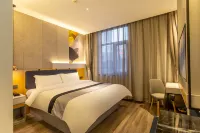 Homeinn Selected Hotel (Shanghe Shangzhong Road Yuanyang Future Plaza) Hotel dekat Xinxing Commercial Street