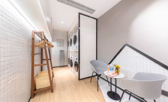 Atour Hotel, leqiao subway station, Guanqian Street, Suzhou