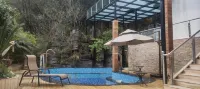 Jianhe Jiayuan Hot Spring Mountain Villa
