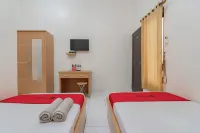 RedDoorz near Universitas Siliwangi Tasikmalaya Hotel dekat Toko Sahara