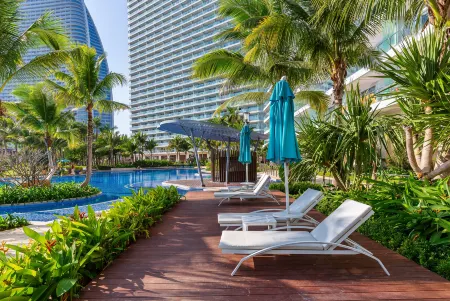Sanya Haitang Bay Genting sea view sky villa
