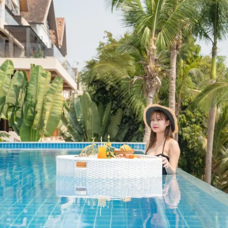 Yunzhu Noah River View Resort Hotel