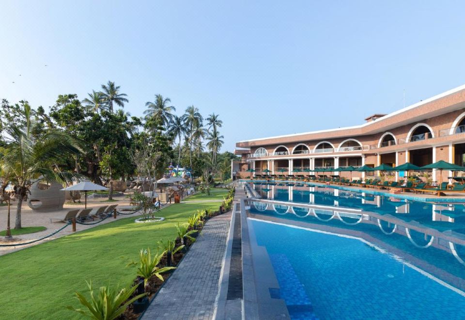 아랄리야 비치 리조트 & 스파