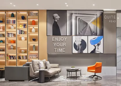 Fengyue Light Fashion Hotel (Guangzhou Baiyun Airport Renhe Metro Station Branch)