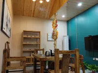山隱憩廬民宿 九如山休閒旅遊度假區附近的飯店