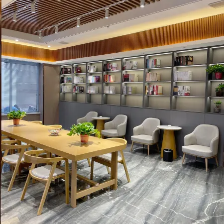 Jiuzhou Hotel
