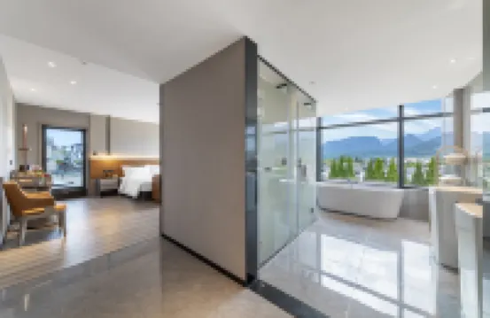 Dujiangyan Yuandong Yaju Hotel (panda valley Store)