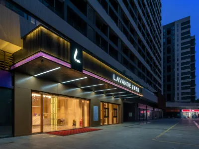 LAVANDE Hotels (Zhaoqing Sihui Hi-tech Zone Dawang Light Rail Station Branch) Các khách sạn gần Sihui Railway Station