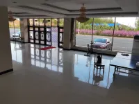 Shuangyan Hotel
