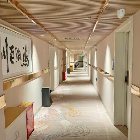 Huayuan Themed Hotel