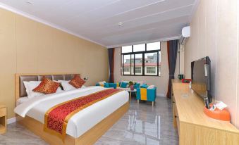 Chiwei Business Hotel