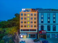 Bomeite Apartment Hotels near Huizhou Lilin Passenger Transport Terminal