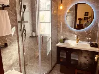 Twilight City Homestay (Jingdezhen North Station) - Jacuzzi