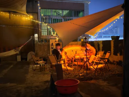 Guyi Yifang Hostel (Anshun Gufu Street Store) Отели рядом с достопримечательностью «Anshun Confucian Temple»