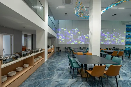 Hai LAN Jian mei su seascape hotel Отели рядом с достопримечательностью «Weizhouzhen»