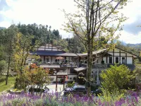 Wuxi County Longmen Inn