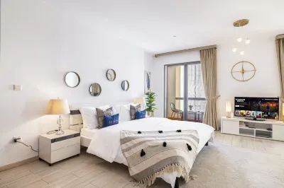 صوت الأمواج في جميرا بيتش ريزيدنس من لاجوم فنادق في 