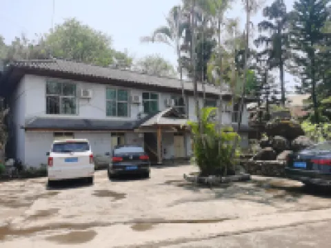 Chayuanzhe Hotel Hotels near Pu'erlancangxianjingmaimang Sceneic Area