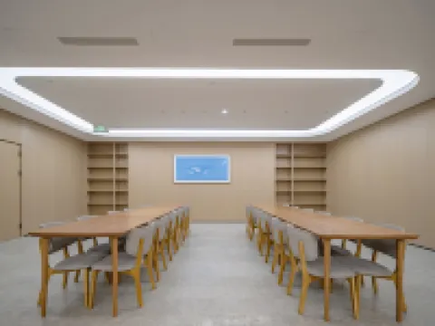 歡朋假日酒店(石家莊新樂河北美術學院店) 新樂酒店