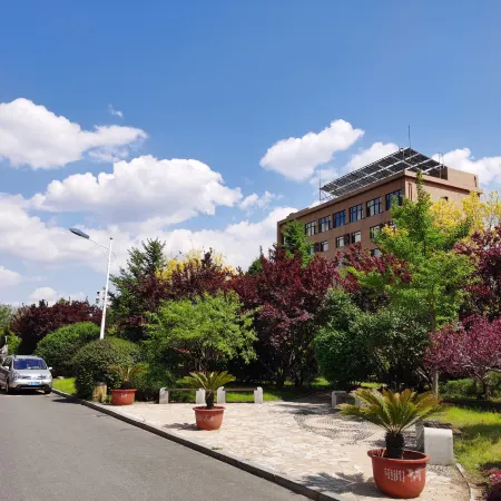 Dalian Zhuanghe Paradise Hotel