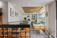 onlyyou· You are the life aesthetics private holiday Hotel (Guilin Qiangu Love Store)