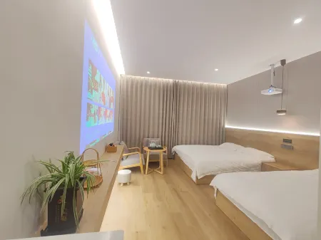 Fengwuli Guesthouse Отели в г. Шитай